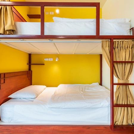 Scala Hostel Bangkok Ngoại thất bức ảnh